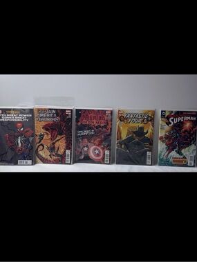 Assorted Comic Book Lot - Marvel & DC Covers